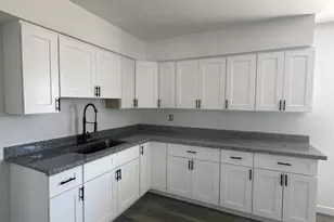 5707 N 64th Dr, Glendale, AZ 85301 - Photo 5