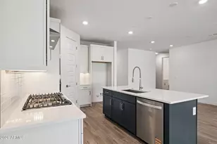 2621 E Villa Linda Dr, Phoenix, AZ 85024 - Photo 7