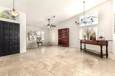 3827 E Glenhaven Drive, Phoenix, AZ 85048 - Photo 5