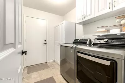 3827 E Glenhaven Drive, Phoenix, AZ 85048 - Photo 23