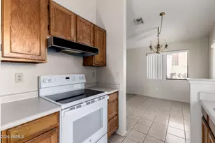 19503 N 76th Ave, Glendale, AZ 85308 - Photo 9