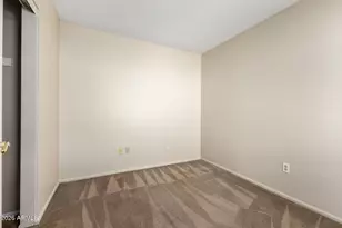 19503 N 76th Ave, Glendale, AZ 85308 - Photo 17