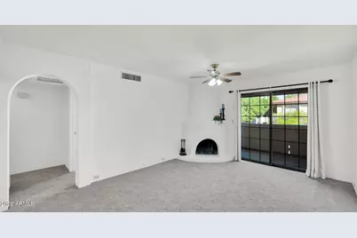 7557 N Dreamy Draw Drive #206, Phoenix, AZ 85020 - Photo 5