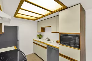 7557 N Dreamy Draw Dr, Phoenix, AZ 85020 - Photo 9