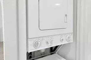 7557 N Dreamy Draw Dr, Phoenix, AZ 85020 - Photo 15