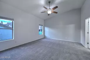 1942 E Claire Dr E, Phoenix, AZ 85022 - Photo 27