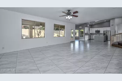 1942 E Claire Drive E, Phoenix, AZ 85022 - Photo 13