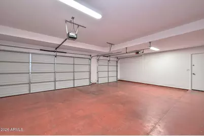 1942 E Claire Drive E, Phoenix, AZ 85022 - Photo 39