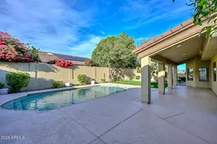 1942 E Claire Dr E, Phoenix, AZ 85022 - Photo 13