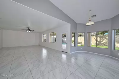 1942 E Claire Drive E, Phoenix, AZ 85022 - Photo 51