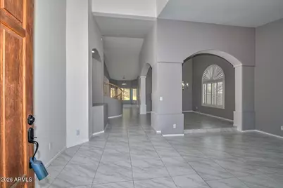 1942 E Claire Drive E, Phoenix, AZ 85022 - Photo 11