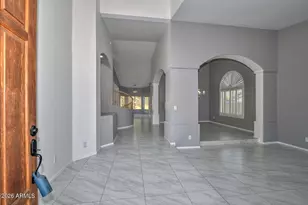 1942 E Claire Dr E, Phoenix, AZ 85022 - Photo 11