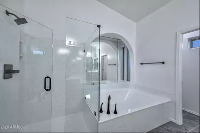 1942 E Claire Drive E, Phoenix, AZ 85022 - Photo 29