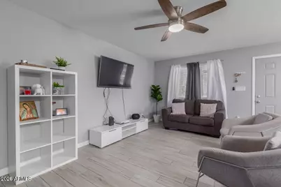 4759 E Belleview Street, Phoenix, AZ 85008 - Photo 9
