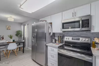 4759 E Belleview Street, Phoenix, AZ 85008 - Photo 11