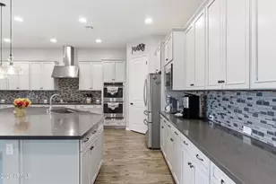 9393 W Daley Ln, Peoria, AZ 85383 - Photo 3