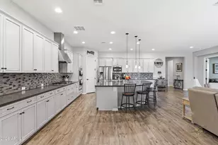 9393 W Daley Ln, Peoria, AZ 85383 - Photo 7