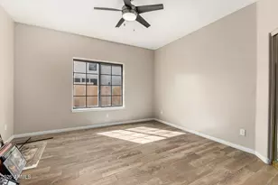 25225 N 46th Dr, Phoenix, AZ 85083 - Photo 21