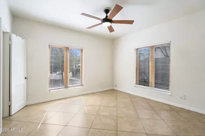 930 E Whitton Avenue, Phoenix, AZ 85014 - Photo 7