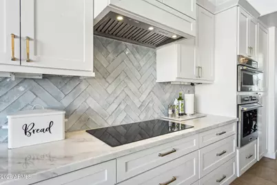 2711 W Haley Drive, Anthem, AZ 85086 - Photo 13