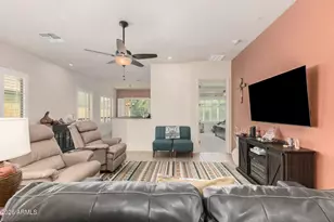 8653 E Ivy St, Mesa, AZ 85207 - Photo 11