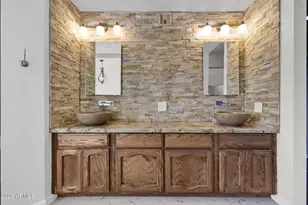 1333 E Donner Dr, Tempe, AZ 85282 - Photo 47