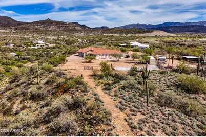 18931 E Maren Avenue, Black Canyon City, AZ 85324 - Photo 17