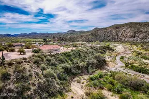 18931 E Maren Ave, Black Canyon City, AZ 85324 - Photo 9