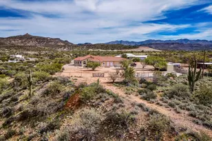 18931 E Maren Ave, Black Canyon City, AZ 85324 - Photo 13