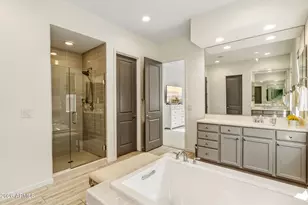 2819 E Los Gatos Dr, Phoenix, AZ 85050 - Photo 23