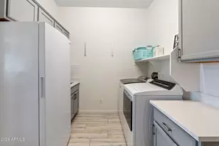 2819 E Los Gatos Dr, Phoenix, AZ 85050 - Photo 29