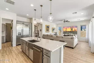 2819 E Los Gatos Dr, Phoenix, AZ 85050 - Photo 17