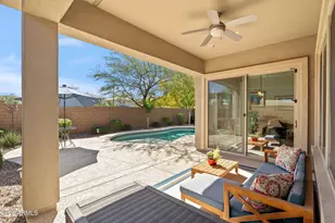 2819 E Los Gatos Dr, Phoenix, AZ 85050 - Photo 33