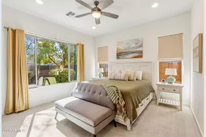 2819 E Los Gatos Drive, Phoenix, AZ 85050 - Photo 19