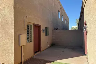 2834 E Tracy Ln, Phoenix, AZ 85032 - Photo 19