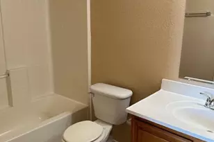 2834 E Tracy Ln, Phoenix, AZ 85032 - Photo 7