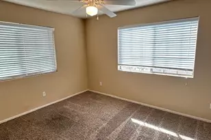 2834 E Tracy Ln, Phoenix, AZ 85032 - Photo 3