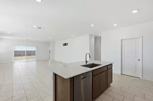 25489 W Fraktur Rd, Buckeye, AZ 85326 - Photo 15