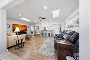 10746 W Abbott Ave, Sun City, AZ 85351 - Photo 13