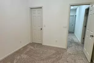 25214 N 54th Dr, Phoenix, AZ 85083 - Photo 1