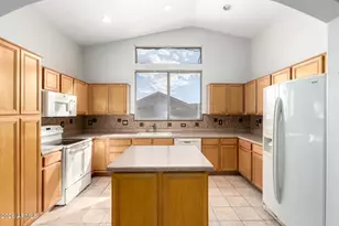 8965 E Hillview St, Mesa, AZ 85207 - Photo 9