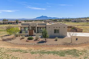 8859 S Arab Ct, Hereford, AZ 85615 - Photo 1