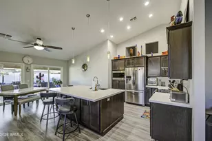 815 W Geronimo St, Chandler, AZ 85225 - Photo 3