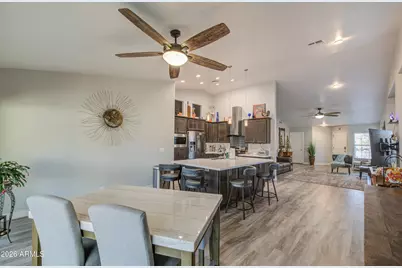 815 W Geronimo Street, Chandler, AZ 85225 - Photo 3