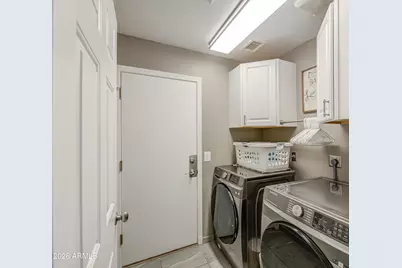 815 W Geronimo Street, Chandler, AZ 85225 - Photo 17