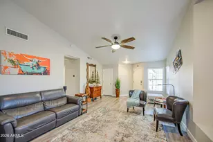 815 W Geronimo St, Chandler, AZ 85225 - Photo 3