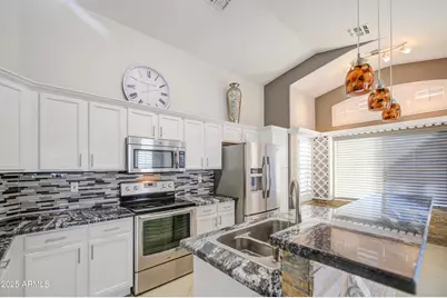 15815 W Washington Street, Goodyear, AZ 85338 - Photo 13