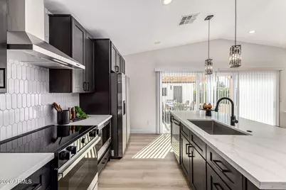 2507 E Devonshire Avenue, Phoenix, AZ 85016 - Photo 11