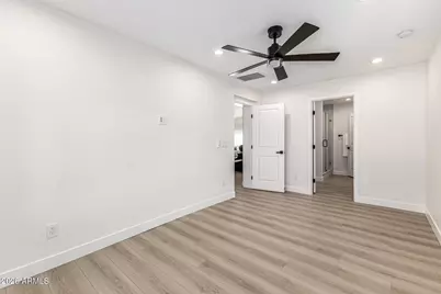 2507 E Devonshire Avenue, Phoenix, AZ 85016 - Photo 21