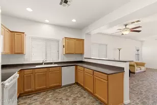 7295 W Candlewood Way, Florence, AZ 85132 - Photo 5